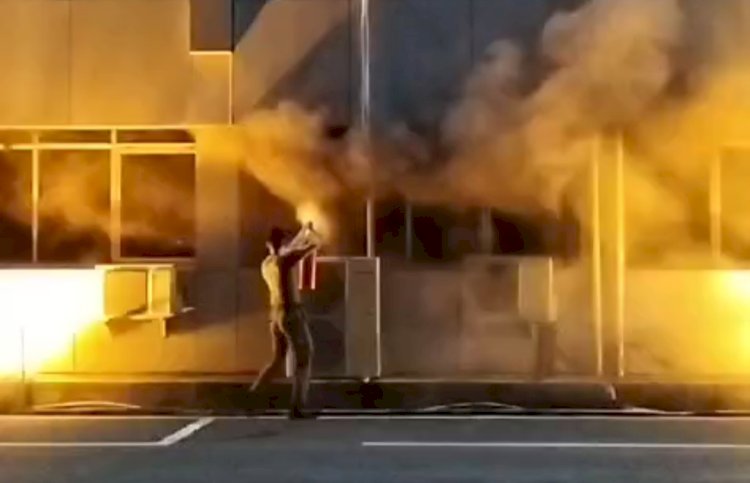 Ruangan administrasi umum bagian Unit Layanan Pengadaan (ULP) Pemerintah Daerah Kabupaten Muara Enim terbakar. (Noviansyah/RMOLSumsel.id)
