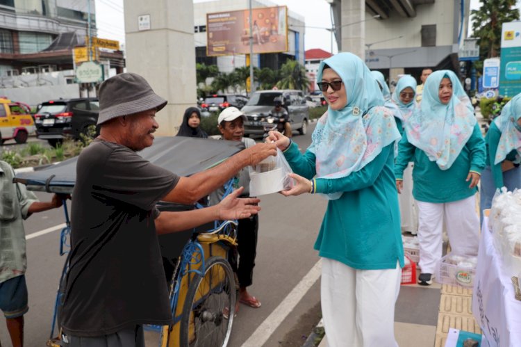 PLN Unit Induk Distribusi Sumatera Selatan, Jambi, dan Bengkulu (UID S2JB) menggelar berbagai kegiatan sosial. (Humas PLN)