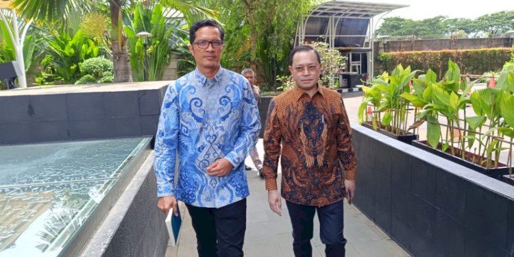 Mantan Jurubicara KPK, Febri Diansyah (kiri)/RMOL