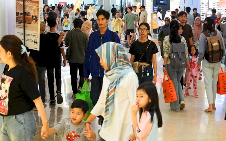 Pengunjung Palembang Indah Mall/ist