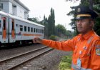 Petugas PJL Achmad Harisman, Siaga Tanpa Lelah untuk Keselamatan Pengguna Jalan