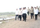 Presiden Prabowo Tanam Padi Serentak di Sumsel, Dorong Swasembada hingga Jadi Lumbung Pangan Dunia