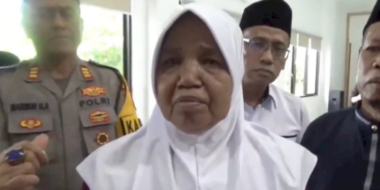 Pimpinan aliran Pangissengang Tarekat Ana Loloa di Maros, Petta Bau/Repro