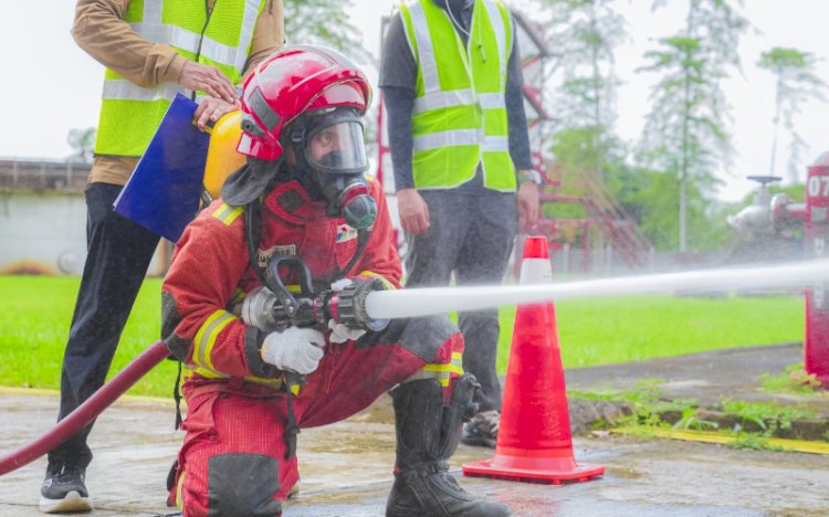 Tes fisik dan ketangkasan di HSE Training Center Sungai Gerong/ist