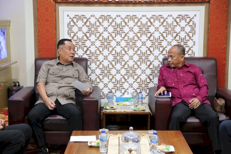 Wagub Sumsel, Cik Ujang saat menerima pengelola BUMD Sumsel. (ist/rmolsumsel.id) 