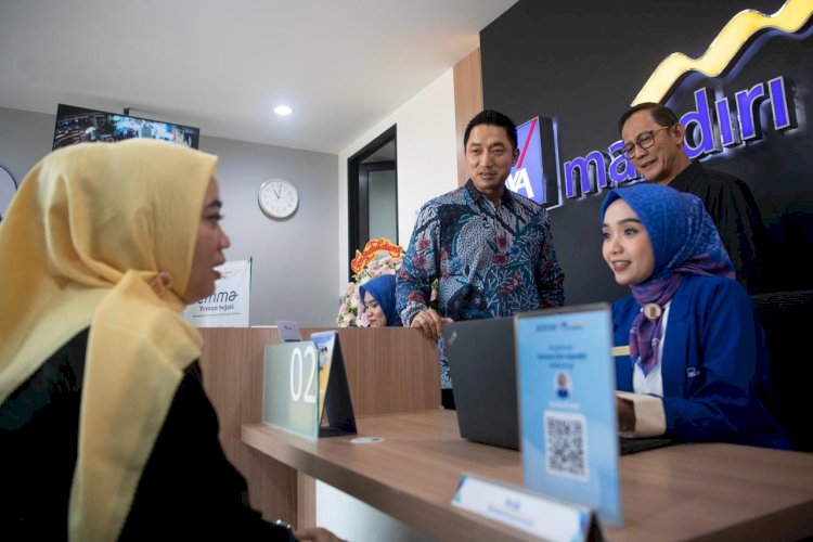 PT AXA Mandiri Financial Services (AXA Mandiri) meresmikan kantor Regional II dan Customer Care Centre baru yang berlokasi di Jalan Dr. Cipto No. 18, Palembang. (Handout)