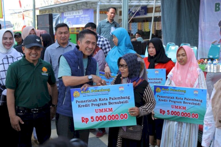Pemerintah Kota (Pemkot) Palembang menyalurkan program pinjaman modal usaha sebesar Rp5 juta kepada pelaku usaha mikro, kecil, dan menengah (UMKM)/ist