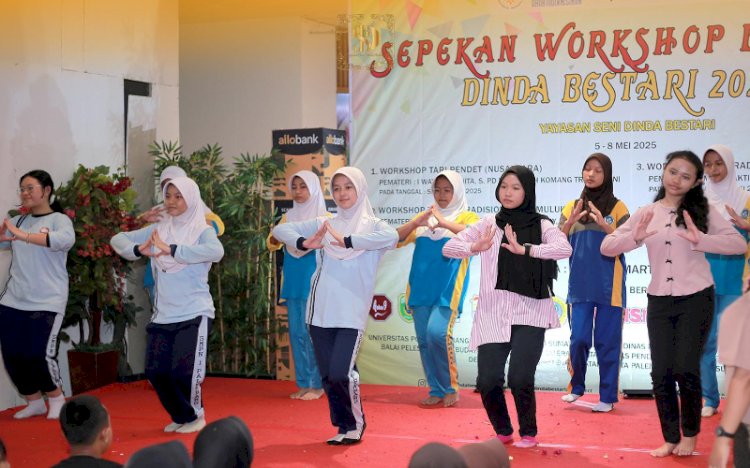 Sanggar Dinda Bestari kembali menggelar Sepekan Workshop Seni di Transmart/ist