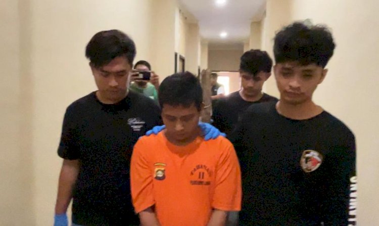 Tersangka Andi Dopiansyah (30) saat dihadirkan dalam rilis di Mapolres Empat Lawang/ist