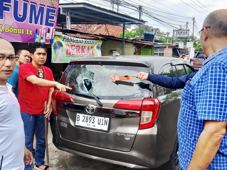 Mobil pelaku yang ditinggalkan di TKP/ist