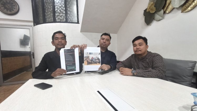 Kuasa hukum calon mempelai pria di Palembang. (denny pratama/rmolsumsel.id) 