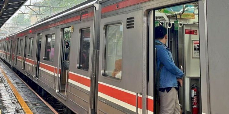 KRL Commuter Line Jabodetabek/RMOL
