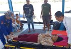 Ambulans Apung Polairud Polda Sumsel Selamatkan Lansia Penderita Serangan Jantung di Desa Upang