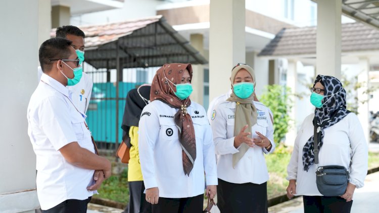 Wakil Bupati Muara Enim, Sumarni, menyempatkan diri inspeksi mendadak (Sidak) ke Rumah Sakit Umum Daerah (RSUD) Tipe D Gelumbang/ist