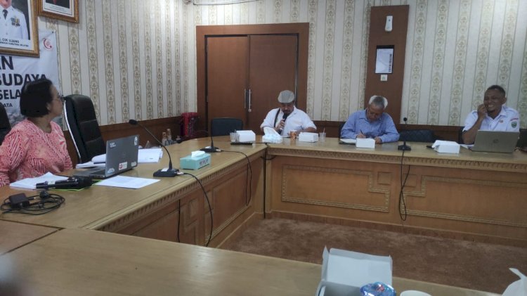 Suasana rapat kajian tim ahli cagar budaya Provinsi Sumatera Selatan di aula Kantor Disbupar Sumsel/ist