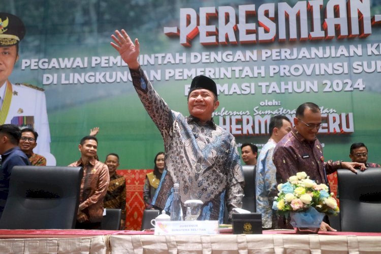 Gubernur Herman Deru saat meresmikan 3.077 PPPK Tahap I di lingkungan Pemprov Sumsel, Kamis (5/6/2025). (Handout)