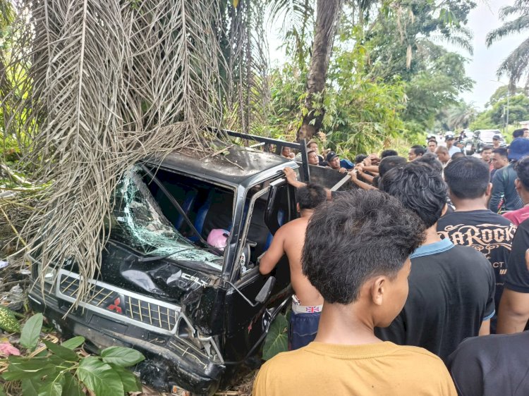 Kecelakaan di Jalan Lintas Soekarno Hatta Lubuklinggau.(Handout)