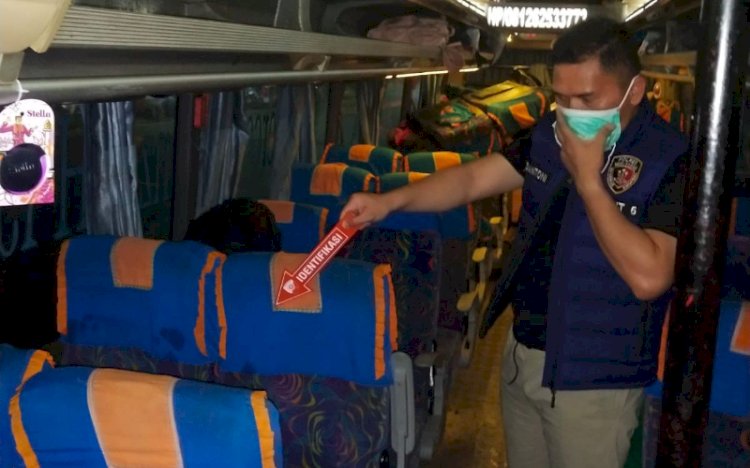 Seorang pria ditemukan meninggal dunia didalam bus ALS/ist